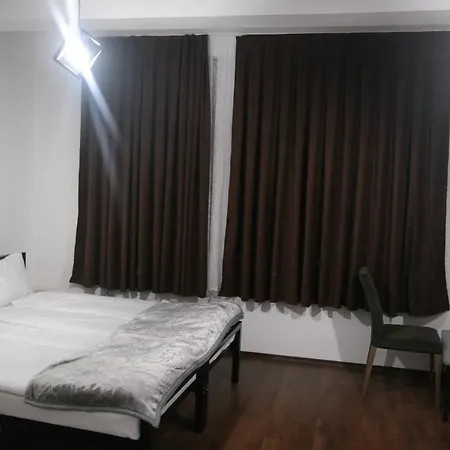 Family Apartment *